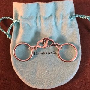 TIFFANY & CO DOUBLE HEART KEYCHAIN STERLING SILVER